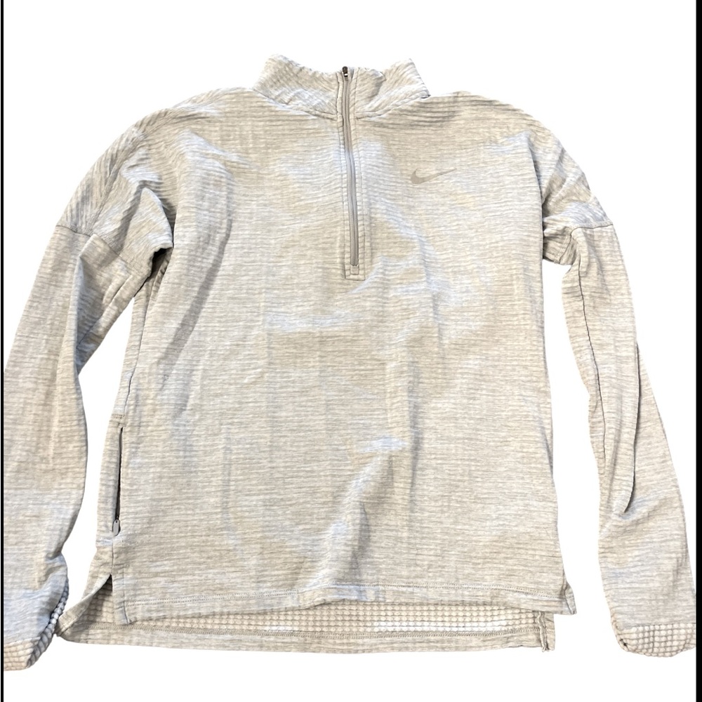 Nike running lightweight 1/4 zip. Size small